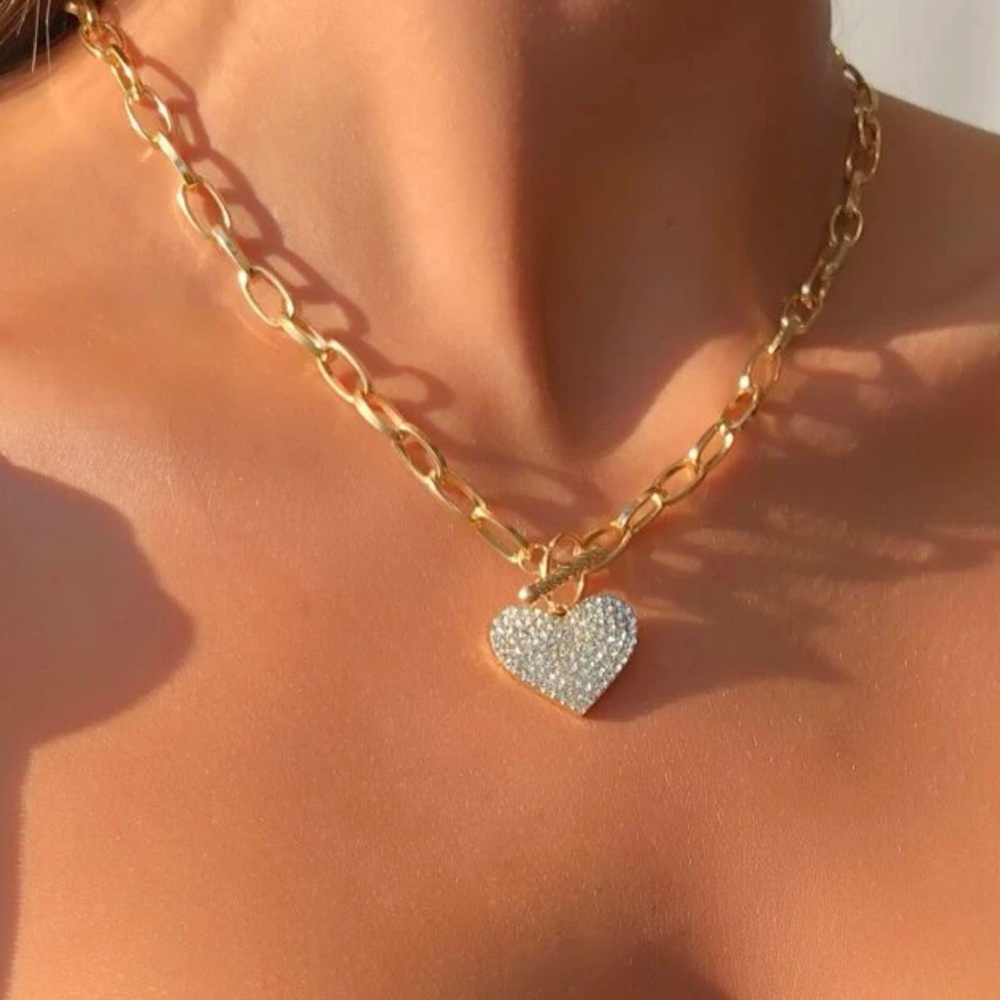 NWT Gold Heart Rhinestone Necklace